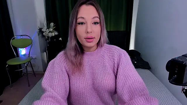 DanikaMorri online show from October 21, 2025, 6:35 am