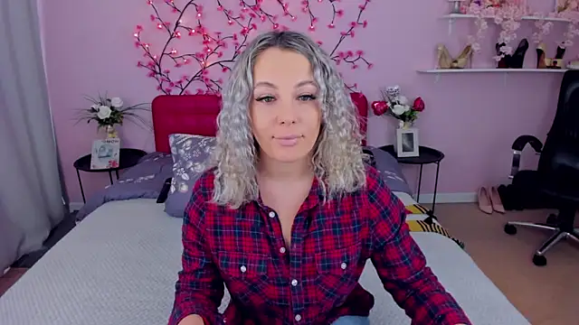 DanikaMorri online show from March 6, 2025, 7:14 am