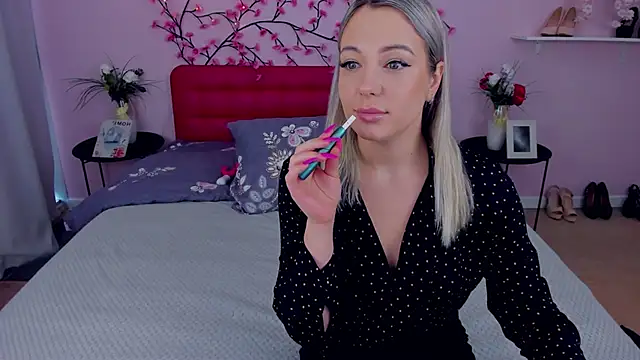 DanikaMorri online show from March 18, 2025, 10:28 am