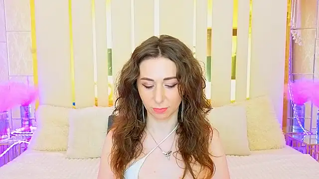 KimmmLi online show from June 23, 2026, 1:09 pm