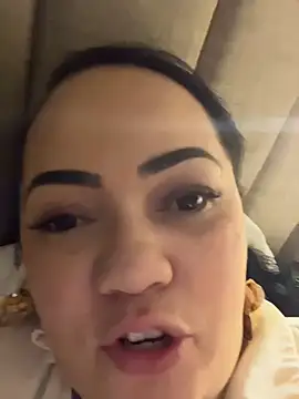 DestineeJayde online show from February 2, 2025, 9:51 am