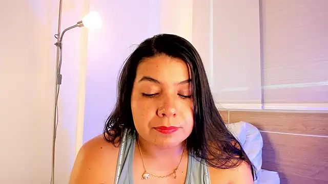 Snapshot of miaa_daniels chatting on May 11, 2026, 4:15 pm miaa daniels online show from May 11, 2026, 4:15 pm