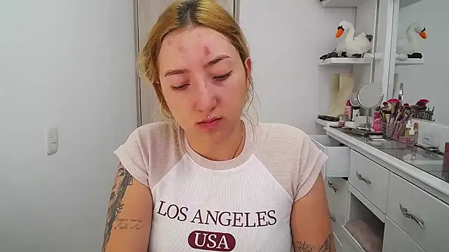 Barbie girl 69 online show from January 14, 2026, 2:09 pm