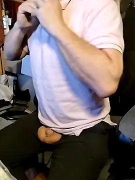 Tigerhill2023 online show from September 17, 2025, 7:05 pm