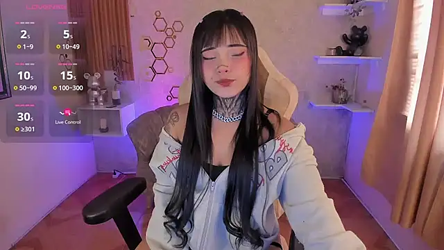 mia catt05 online show from October 10, 2025, 4:30 pm