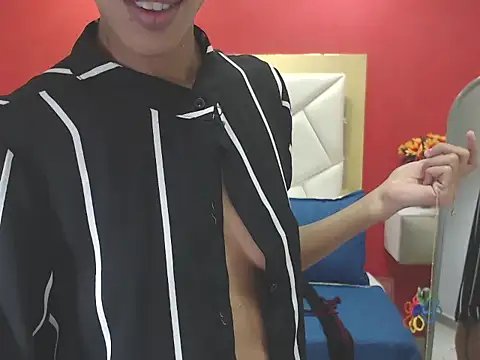 CanellaHotx online show from October 20, 2025, 3:01 pm