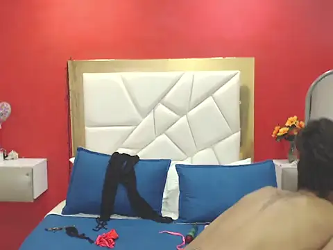 CanellaHotx online show from October 25, 2025, 5:35 pm