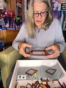 TrenaAnne online show from October 10, 2025, 4:24 am