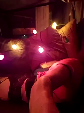 cdressupdiva online show from November 3, 2025, 11:03 am