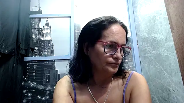 Nastylatinaxxx online show from April 28, 2026, 2:54 pm