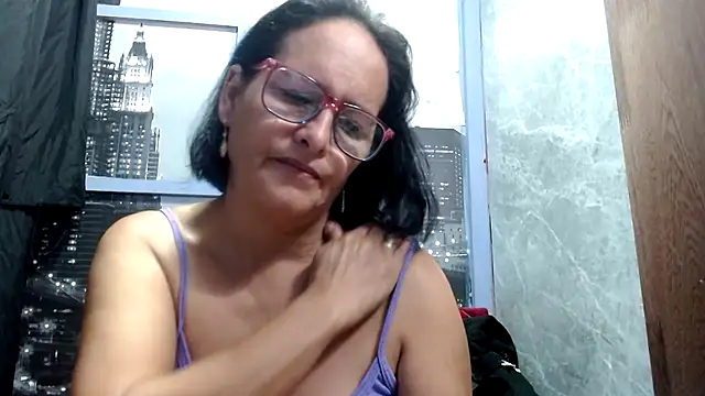 Nastylatinaxxx online show from November 2, 2025, 12:43 pm