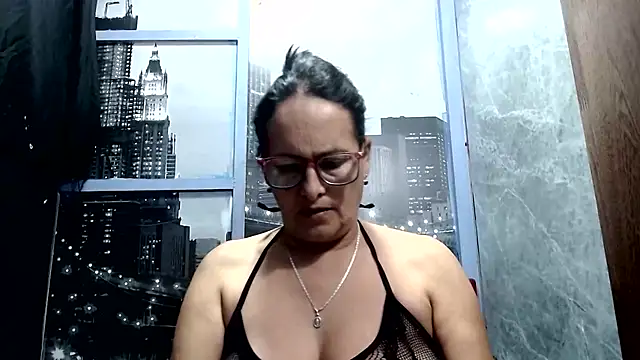 Nastylatinaxxx online show from July 13, 2026, 12:37 pm