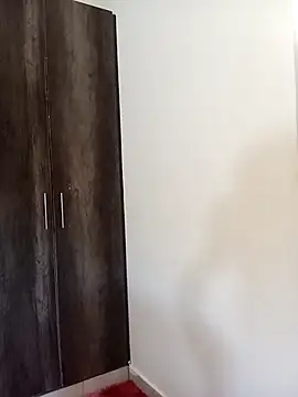 The-Peach-Flexer online show from April 14, 2026, 12:54 pm