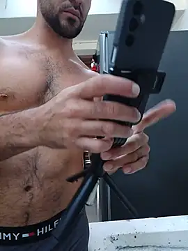 sebasxx97 online show from July 7, 2026, 1:03 pm