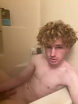 CreamyAustin online show from March 29, 2026, 3:02 pm