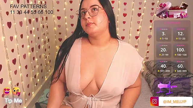 Snapshot of Mellyparker_ chatting on March 10, 2026, 3:38 pm Mellyparker online show from March 10, 2026, 3:38 pm