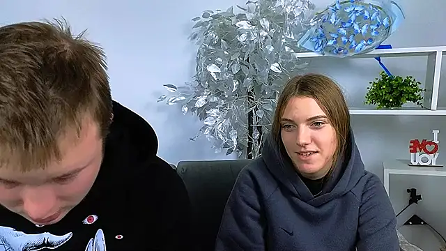  Olli  Stiw  online show from November 19, 2025, 8:58 am