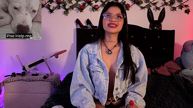 Alaia Asuka online show from December 16, 2025, 3:22 am