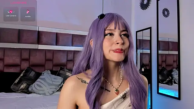 Snapshot of AnnieNasty chatting on June 18, 2026, 2:33 pm AnnieNasty online show from June 18, 2026, 2:33 pm