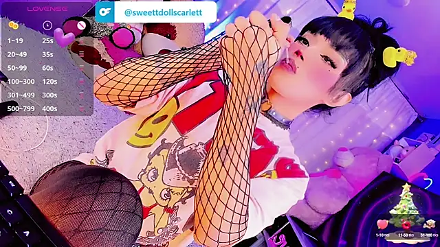 Snapshot of sweettdoll_scarlett chatting on December 15, 2024, 11:55 am sweettdoll scarlett online show from December 15, 2024, 11:55 am