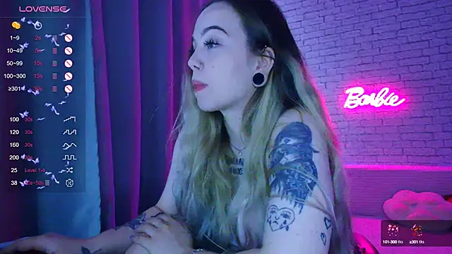 -Stacyy- online show from October 9, 2025, 5:08 am