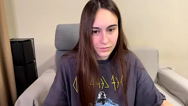 AliceKolltt online show from March 3, 2026, 8:16 pm