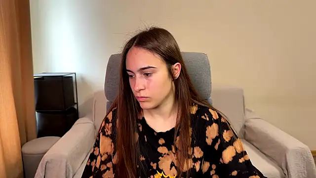 AliceKolltt online show from September 28, 2025, 7:59 am