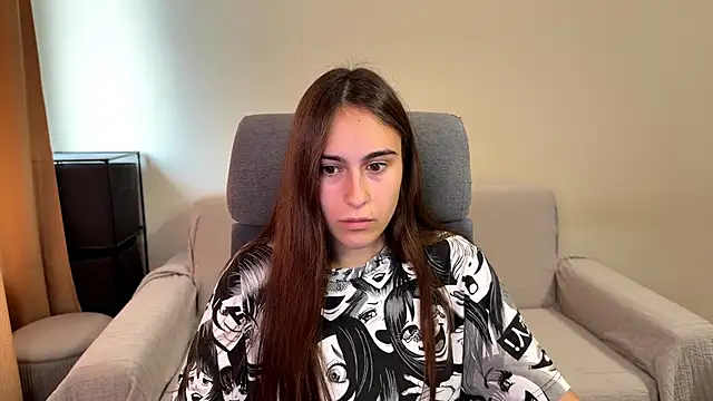 AliceKolltt online show from September 19, 2025, 11:25 am
