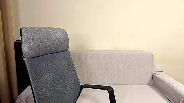 AliceKolltt online show from March 2, 2026, 9:33 pm