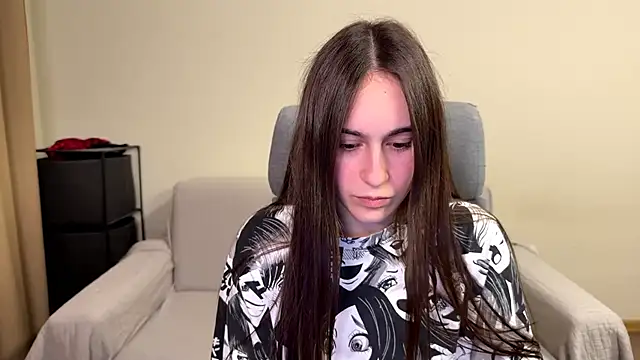 AliceKolltt online show from May 31, 2026, 8:20 pm