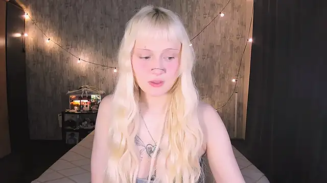 Snapshot of MariaMango chatting on November 29, 2025, 2:34 am MariaMango online show from November 29, 2025, 2:34 am