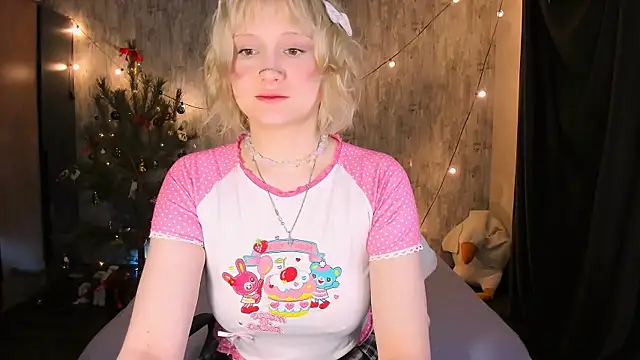 Snapshot of MariaMango chatting on January 12, 2026, 12:17 am MariaMango online show from January 12, 2026, 12:17 am