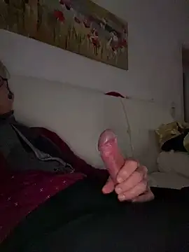 Frank22xx online show from May 10, 2026, 8:22 pm