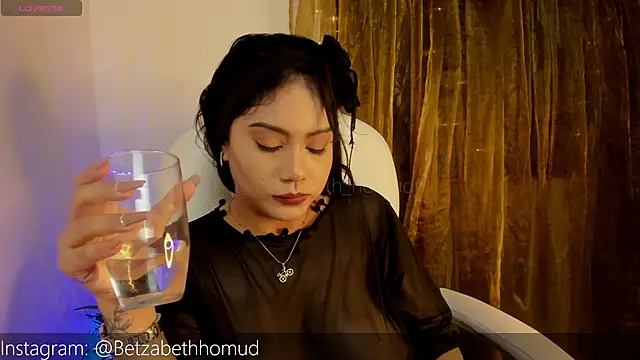 BetzabethHomud0 online show from February 8, 2025, 10:29 am