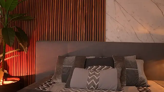 Amelia Rouse online show from September 10, 2025, 9:03 pm