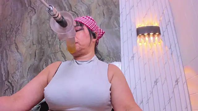 annie wigg online show from September 24, 2025, 3:02 am