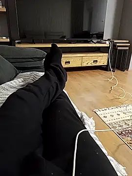 Snapshot of xozox chatting on December 1, 2025, 11:05 pm xozox online show from December 1, 2025, 11:05 pm