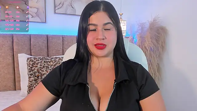 miahkumar online show from October 28, 2025, 6:51 pm