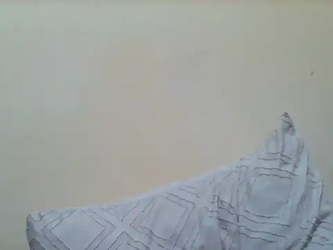 Queeen model online show from September 9, 2025, 9:46 pm