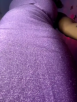 Cherrytowild online show from October 29, 2025, 8:02 am