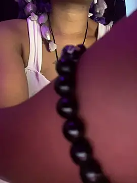 Snapshot of Cherrytowild chatting on February 8, 2026, 4:10 am Cherrytowild online show from February 8, 2026, 4:10 am