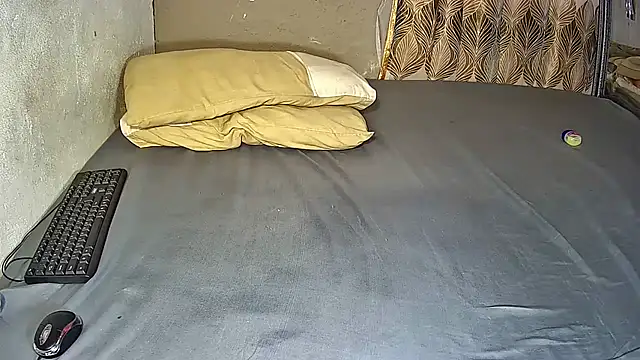 BustyThickyAss online show from July 9, 2026, 6:36 am
