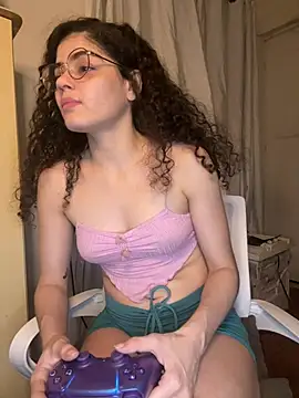 izumikarol online show from August 3, 2026, 5:26 am
