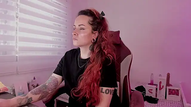 Domina Deivis online show from March 12, 2025, 10:05 am