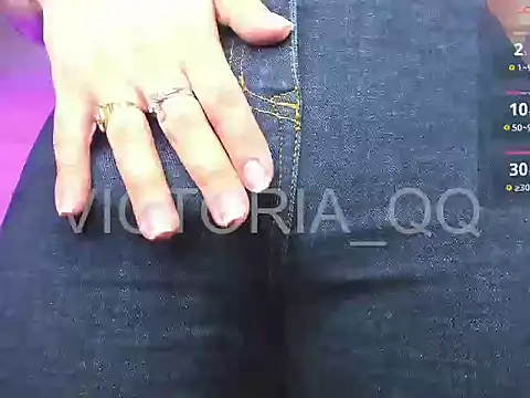 victoria qq online show from January 10, 2025, 11:50 pm