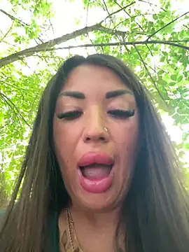 RuslanaXX online show from June 7, 2026, 5:45 am