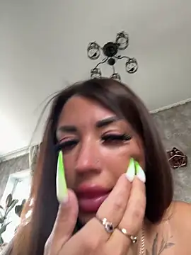 RuslanaXX online show from May 4, 2026, 5:11 am