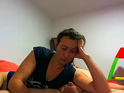 Snapshot of Kassandra_mike chatting on December 4, 2025, 7:40 am Kassandra mike online show from December 4, 2025, 7:40 am