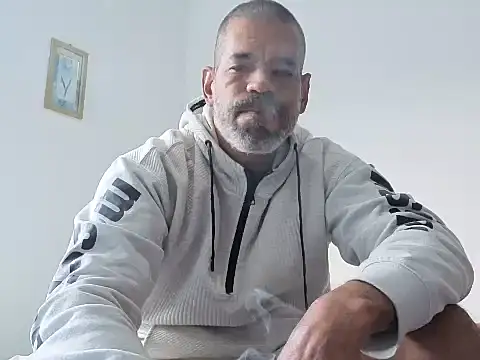 Snapshot of jackbigcock11 chatting on January 6, 2026, 12:31 pm jackbigcock11 online show from January 6, 2026, 12:31 pm