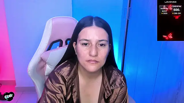 Saskyaa online show from April 26, 2026, 1:47 am
